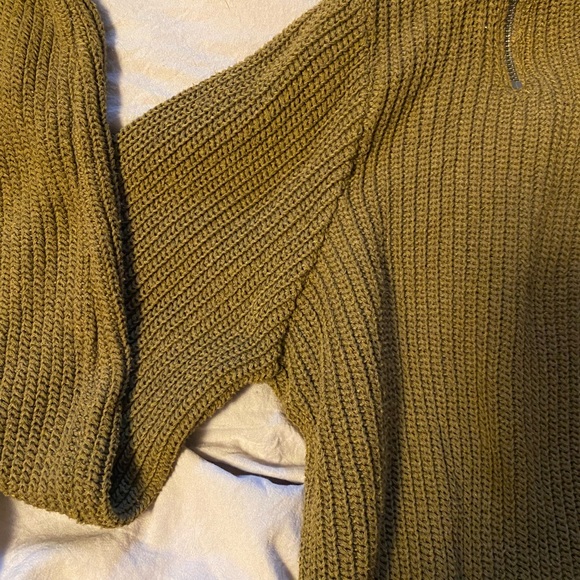 Army green sweater - Picture 5 of 7